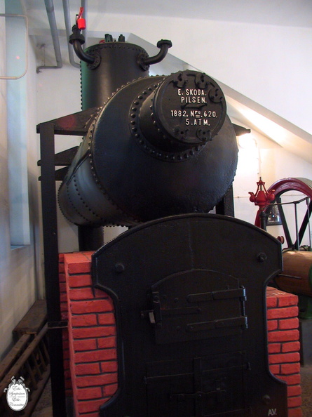 Idrija town steam engine.JPG